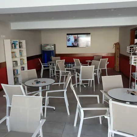 Gracioseros 118 & 202 Apartment