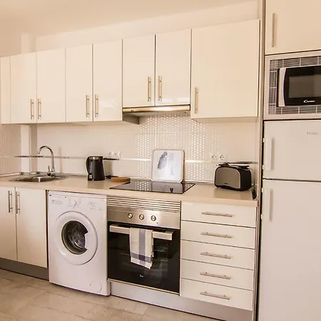 Gracioseros 118 & 202 Apartman