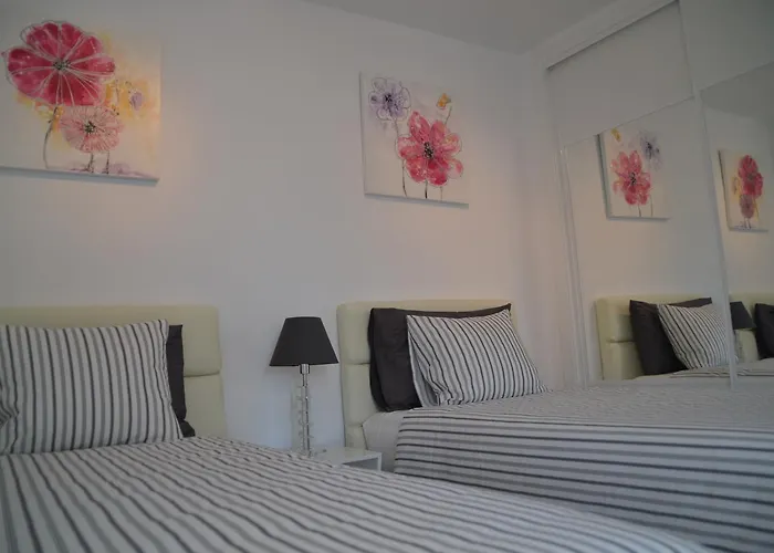 Apartman Gracioseros 118 & 202 *